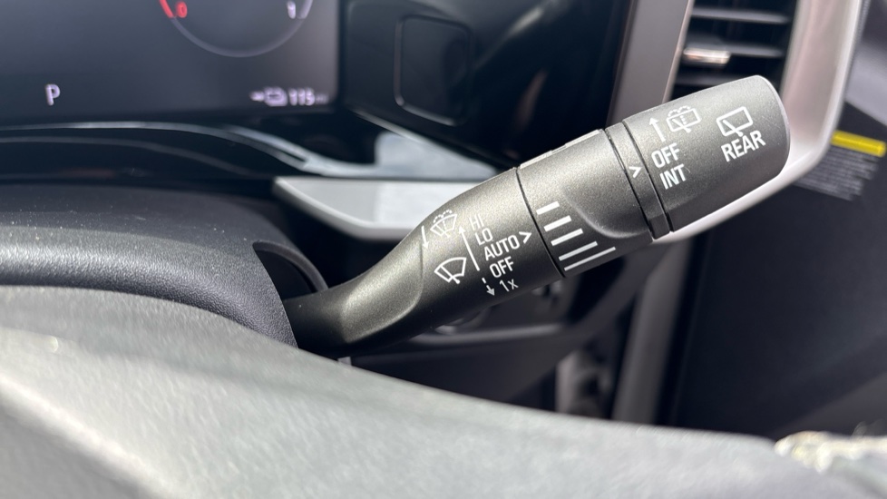 Vauxhall Mokka 100kW Ultimate 50kWh 5dr Auto Electric Hatchback - Image 37