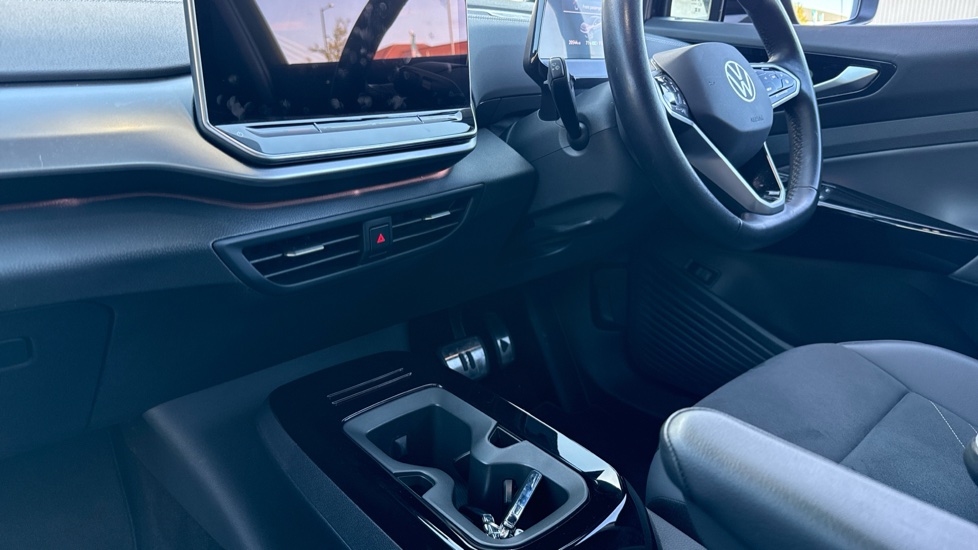 Volkswagen ID.5 210kW Match Pro 77kWh 5dr Auto Electric Coupe - Image 13