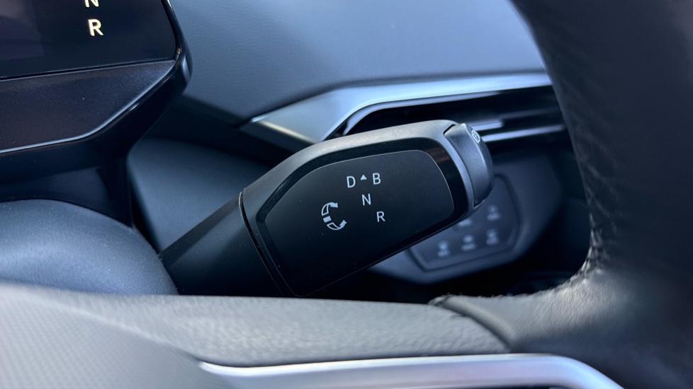 Volkswagen ID.5 210kW Match Pro 77kWh 5dr Auto Electric Coupe - Image 23