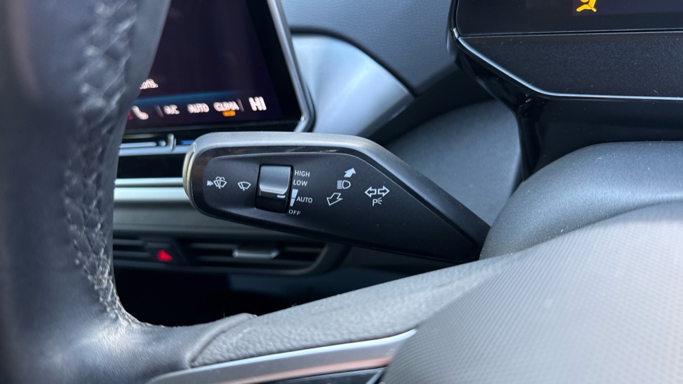 Volkswagen ID.5 210kW Match Pro 77kWh 5dr Auto Electric Coupe - Image 24