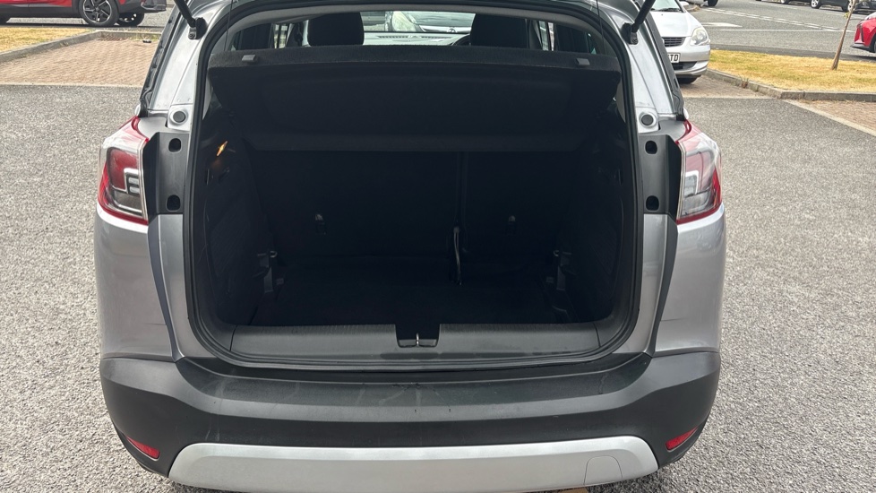 Vauxhall Crossland X 1.2T [130] Griffin 5dr [Start Stop] Auto Petrol Hatchback - Image 4