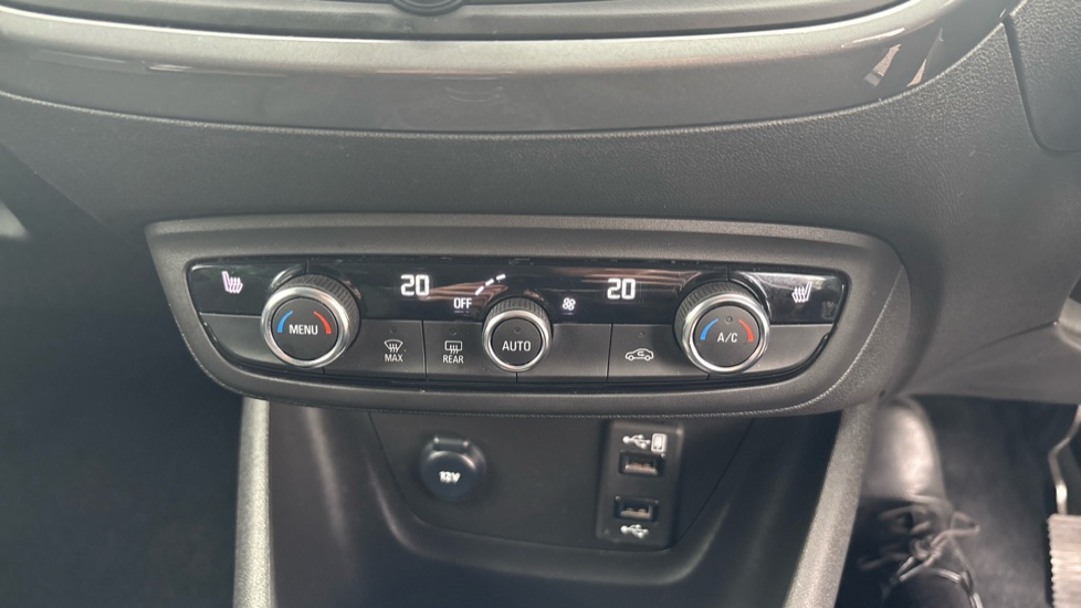 Vauxhall Crossland 1.2 Turbo Ultimate 5dr Petrol Hatchback - Image 39