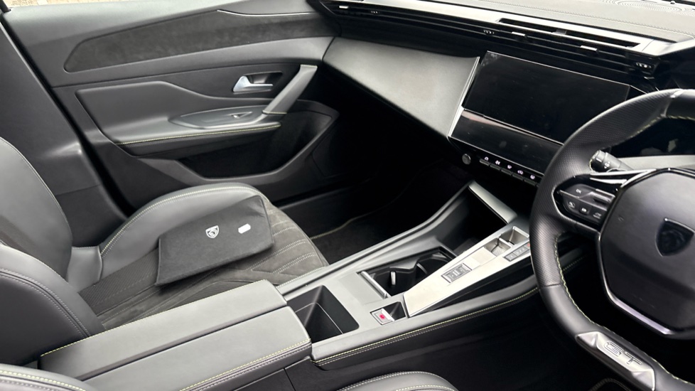 Peugeot 408 1.2 PureTech GT 5dr EAT8 Petrol Hatchback - Image 14