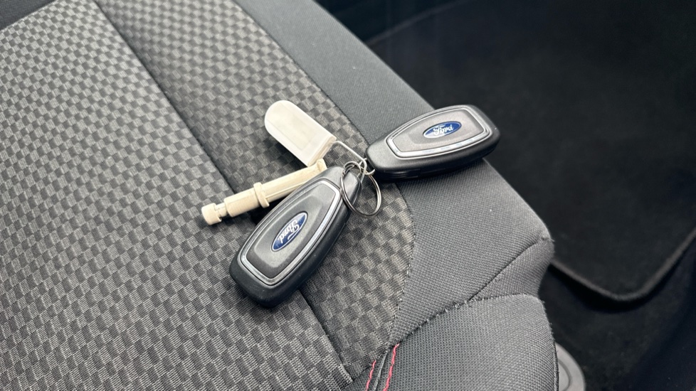 Ford Fiesta 1.0 EcoBoost 140 ST-Line 5dr Petrol Hatchback - Image 20