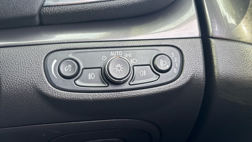 Vauxhall Mokka X 1.4T Elite 5dr Auto Petrol Hatchback - Image 31