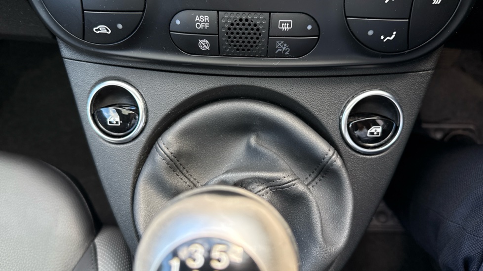 Fiat 500 1.0 Mild Hybrid Rock Star 3dr Petrol Hatchback - Image 28