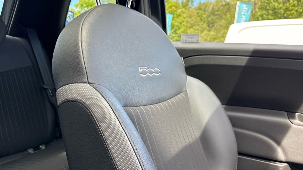 Fiat 500 1.0 Mild Hybrid Rock Star 3dr Petrol Hatchback - Image 37