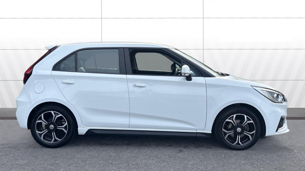 MG MG3 1.5 VTi-TECH Exclusive 5dr [Navigation] Petrol Hatchback - Image 5