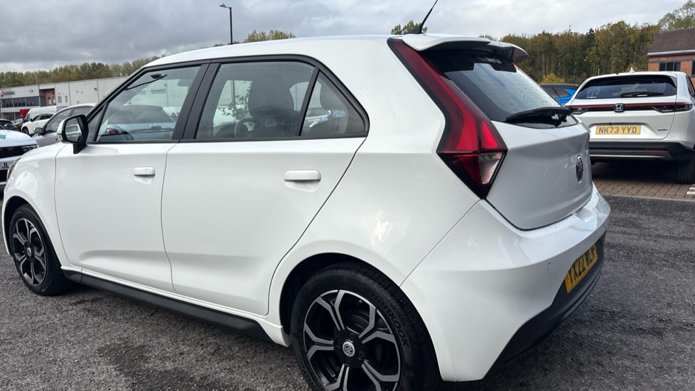 MG MG3 1.5 VTi-TECH Exclusive 5dr [Navigation] Petrol Hatchback - Image 24