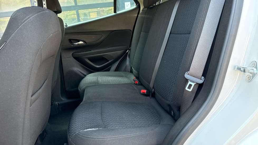 Vauxhall Mokka X 1.4T ecoTEC Active 5dr Petrol Hatchback - Image 16