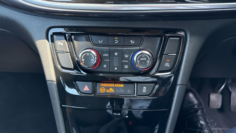 Vauxhall Mokka X 1.4T ecoTEC Active 5dr Petrol Hatchback - Image 25