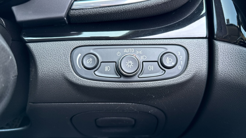 Vauxhall Mokka X 1.4T ecoTEC Active 5dr Petrol Hatchback - Image 32