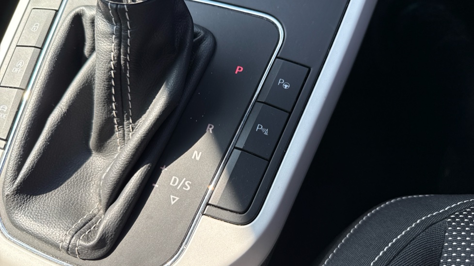 SEAT Arona 1.0 TSI 115 Xcellence Lux [EZ] 5dr DSG Petrol Hatchback - Image 24