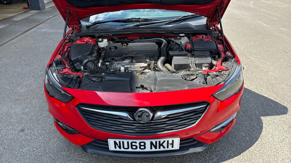 Vauxhall Insignia 1.5T [165] Design Nav 5dr Auto Petrol Hatchback - Image 8