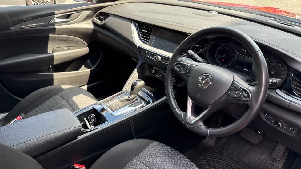 Vauxhall Insignia 1.5T [165] Design Nav 5dr Auto Petrol Hatchback - Image 11