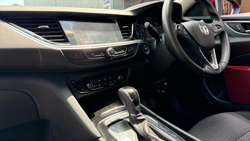 Vauxhall Insignia 1.5T [165] Design Nav 5dr Auto Petrol Hatchback - Image 13