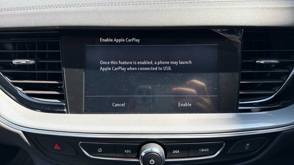 Vauxhall Insignia 1.5T [165] Design Nav 5dr Auto Petrol Hatchback - Image 31