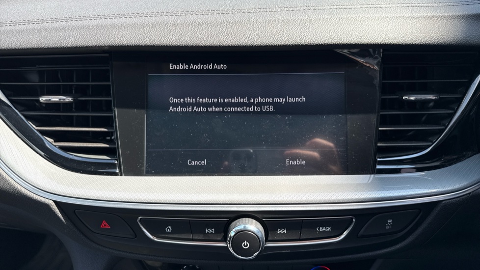 Vauxhall Insignia 1.5T [165] Design Nav 5dr Auto Petrol Hatchback - Image 32