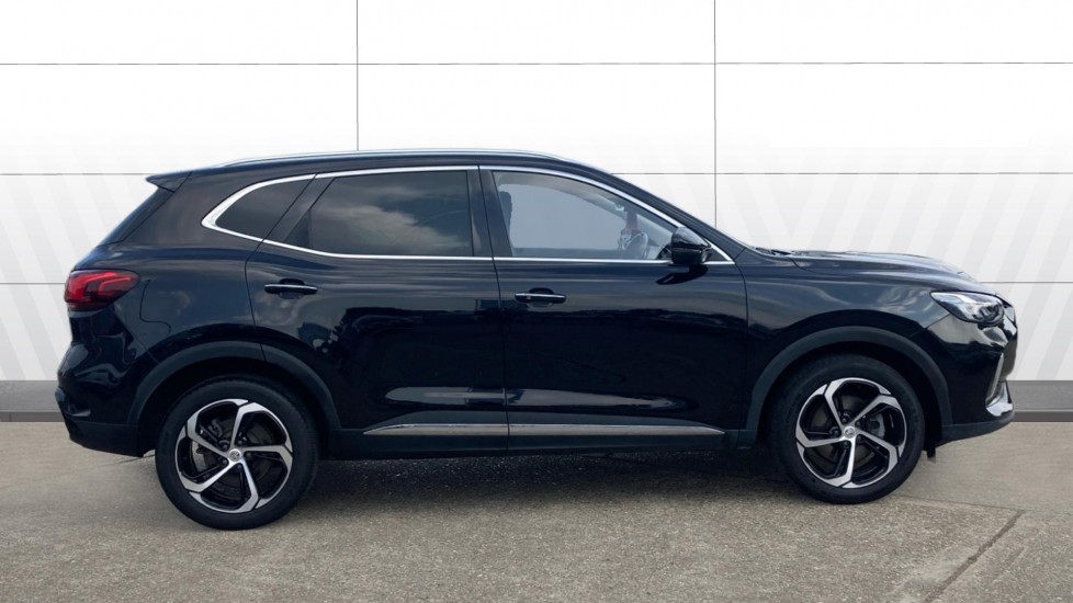 MG HS 1.5 T-GDI Trophy 5dr DCT Petrol Hatchback - Image 5