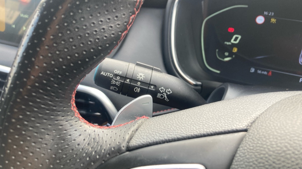 MG HS 1.5 T-GDI Trophy 5dr DCT Petrol Hatchback - Image 28