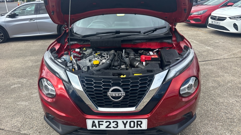 Nissan Juke 1.0 DiG-T 114 N-Connecta 5dr Petrol Hatchback - Image 8
