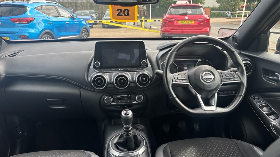 Nissan Juke 1.0 DiG-T 114 N-Connecta 5dr Petrol Hatchback - Image 10