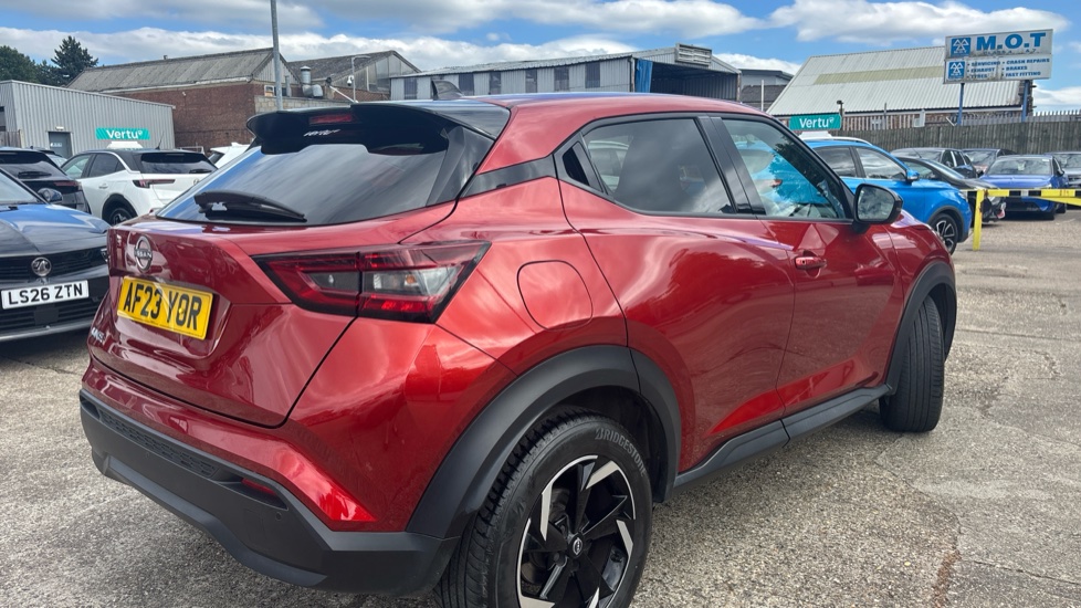 Nissan Juke 1.0 DiG-T 114 N-Connecta 5dr Petrol Hatchback - Image 25