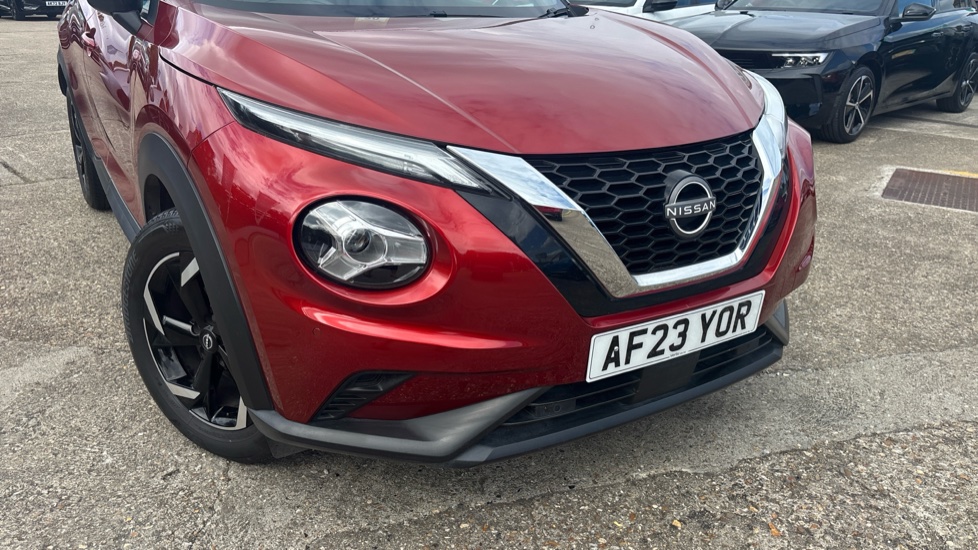 Nissan Juke 1.0 DiG-T 114 N-Connecta 5dr Petrol Hatchback - Image 29