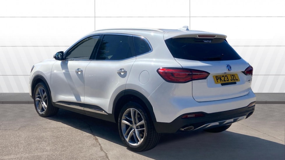 MG HS 1.5 T-GDI Exclusive 5dr DCT Petrol Hatchback - Image 2