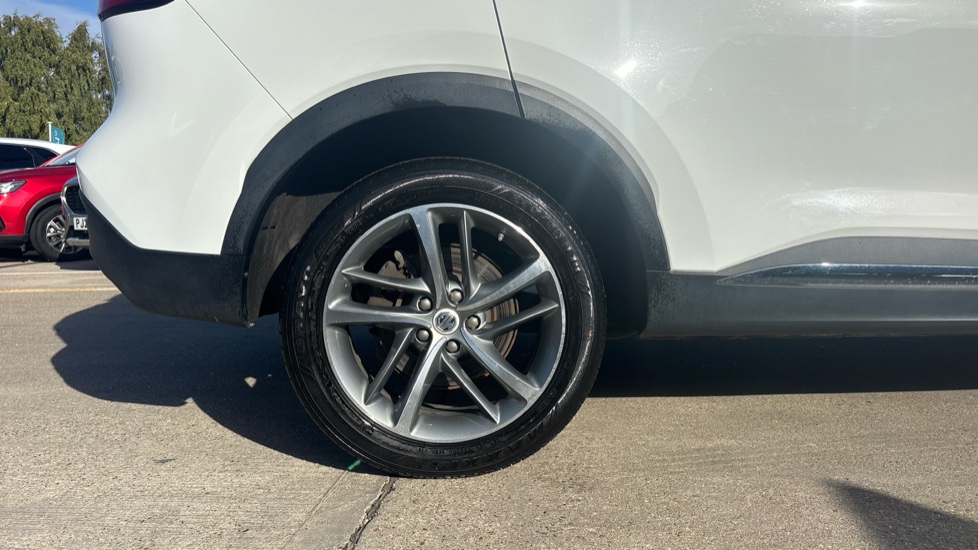 MG HS 1.5 T-GDI Excite 5dr DCT Petrol Hatchback - Image 7