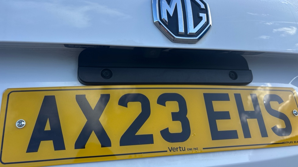 MG HS 1.5 T-GDI Excite 5dr DCT Petrol Hatchback - Image 22