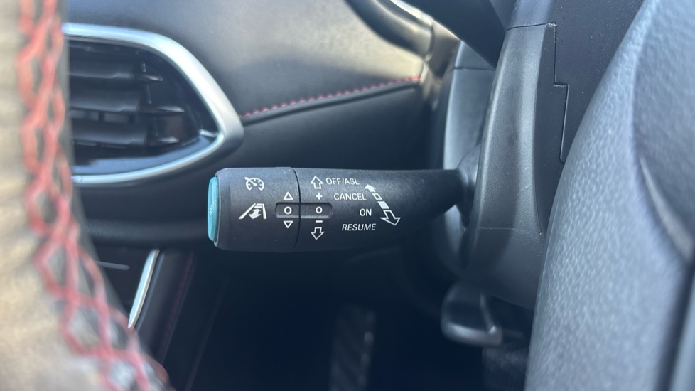 MG HS 1.5 T-GDI Excite 5dr DCT Petrol Hatchback - Image 31