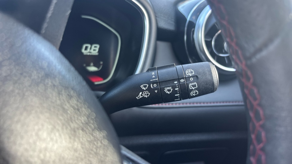 MG HS 1.5 T-GDI Excite 5dr DCT Petrol Hatchback - Image 33