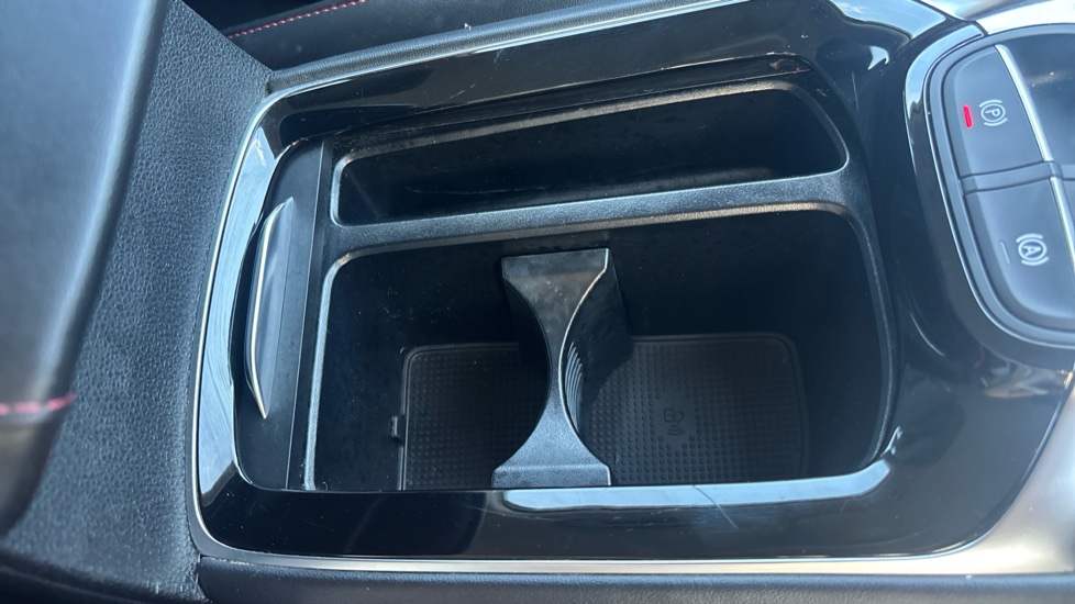 MG HS 1.5 T-GDI Excite 5dr DCT Petrol Hatchback - Image 39
