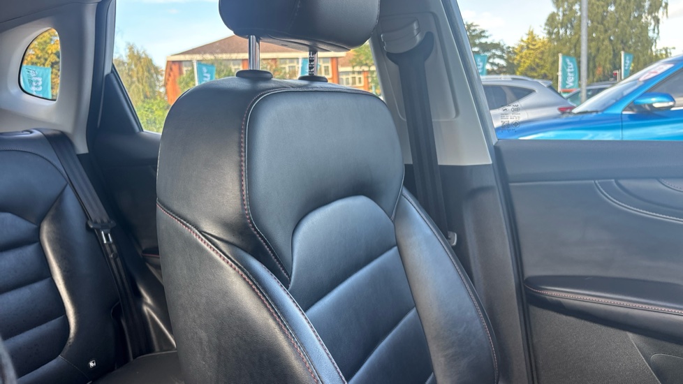 MG HS 1.5 T-GDI Excite 5dr DCT Petrol Hatchback - Image 41