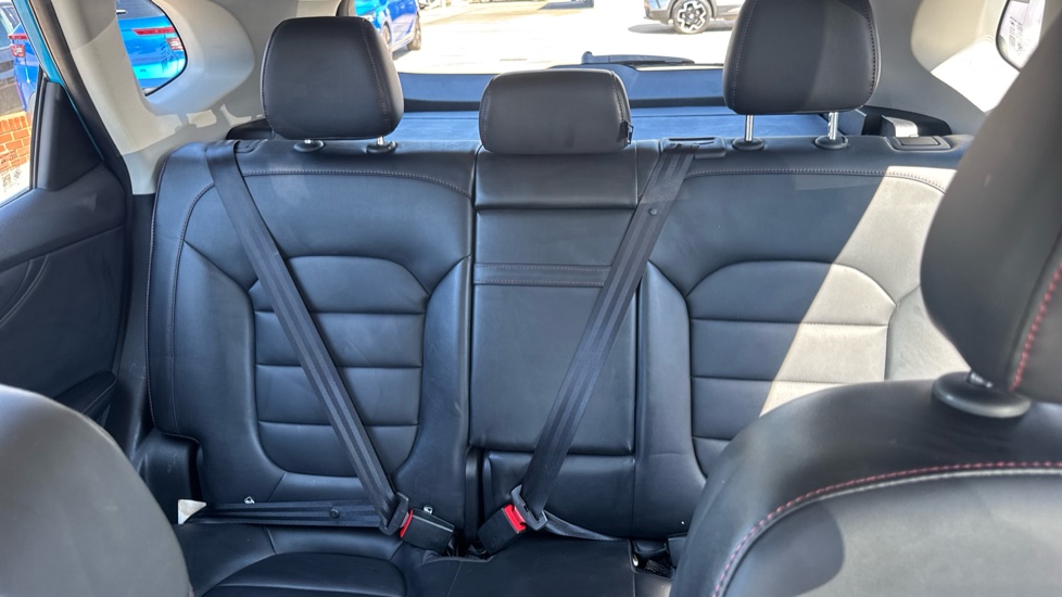 MG HS 1.5 T-GDI Excite 5dr DCT Petrol Hatchback - Image 15