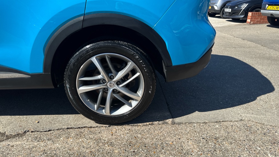 MG HS 1.5 T-GDI Excite 5dr DCT Petrol Hatchback - Image 24