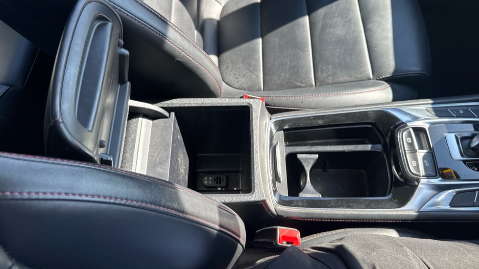 MG HS 1.5 T-GDI Excite 5dr DCT Petrol Hatchback - Image 41