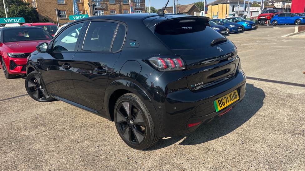 Peugeot 208 100kW GT 50kWh 5dr Auto Electric Hatchback - Image 21