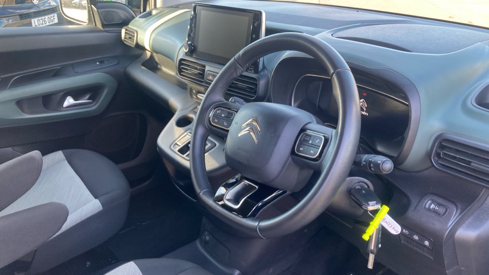 Citroen Berlingo 100kW Flair XTR M 50kWh 5dr Auto Electric Estate - Image 11