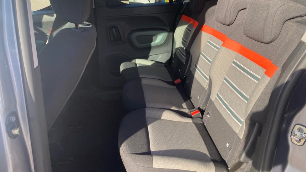 Citroen Berlingo 100kW Flair XTR M 50kWh 5dr Auto Electric Estate - Image 16
