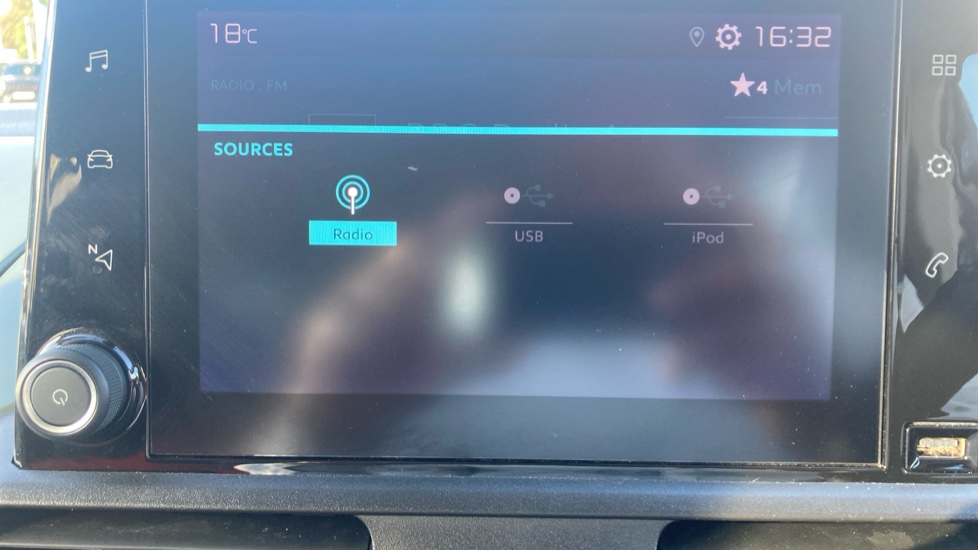 Citroen Berlingo 100kW Flair XTR M 50kWh 5dr Auto Electric Estate - Image 25