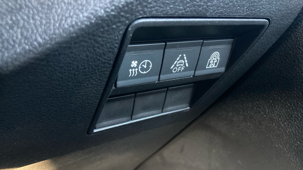 Citroen Berlingo 100kW Flair XTR M 50kWh 5dr Auto Electric Estate - Image 35
