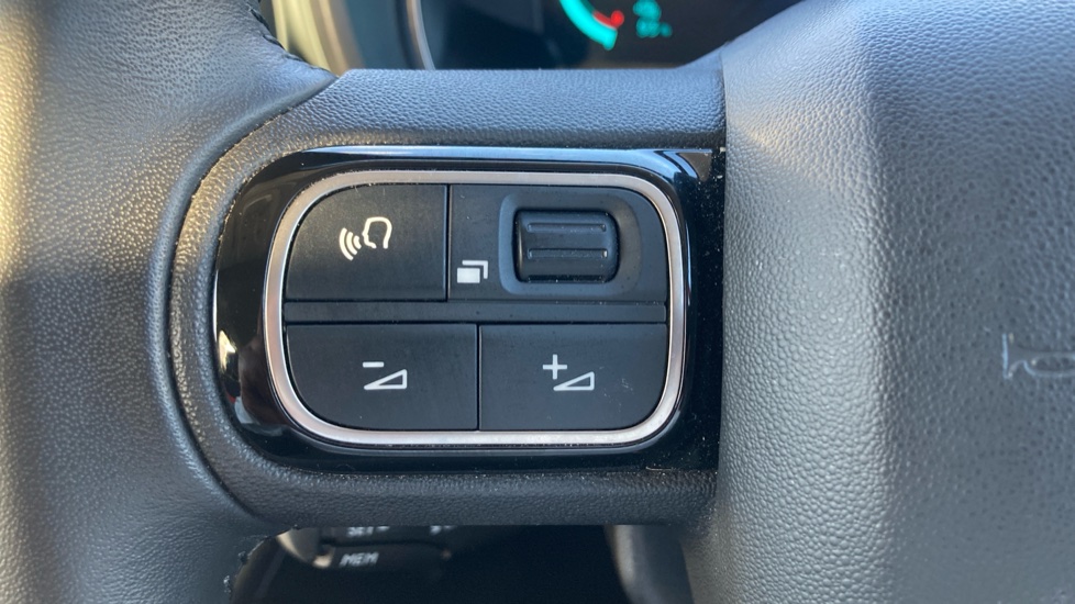 Citroen Berlingo 100kW Flair XTR M 50kWh 5dr Auto Electric Estate - Image 36