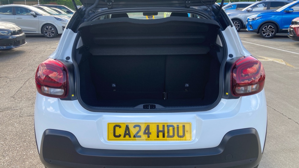 Citroen C3 1.2 PureTech 110 Plus 5dr EAT6 Petrol Hatchback - Image 4