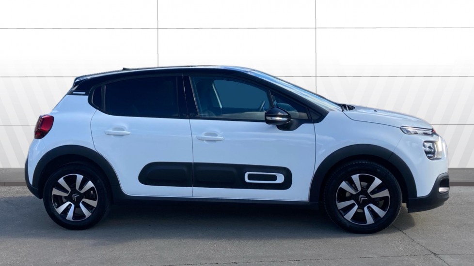 Citroen C3 1.2 PureTech 110 Plus 5dr EAT6 Petrol Hatchback - Image 5