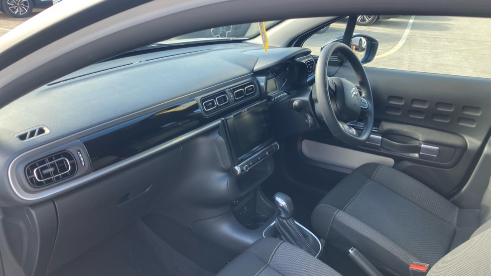 Citroen C3 1.2 PureTech 110 Plus 5dr EAT6 Petrol Hatchback - Image 9