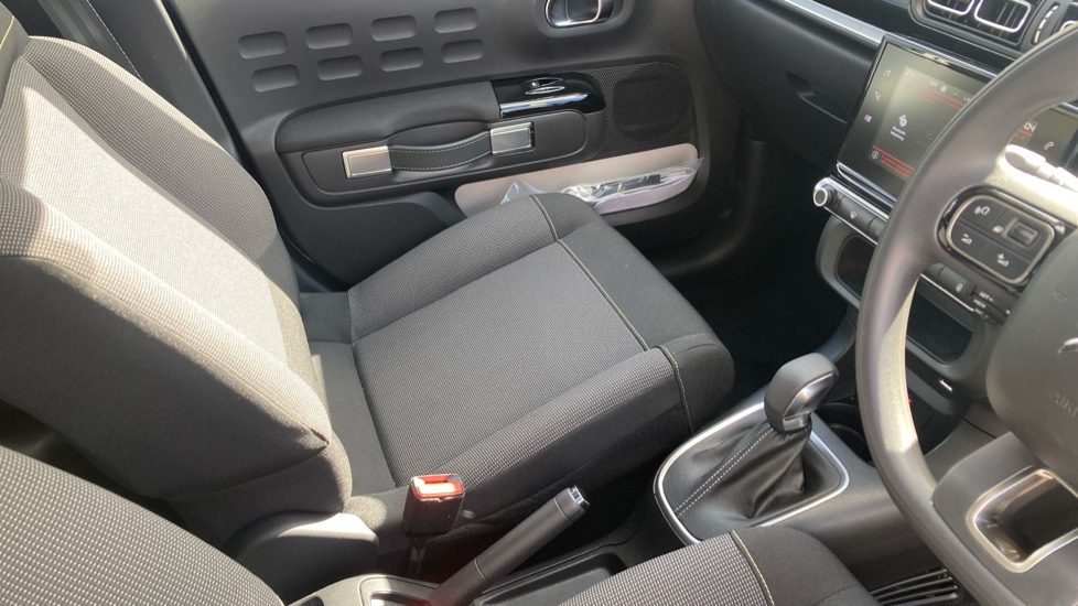 Citroen C3 1.2 PureTech 110 Plus 5dr EAT6 Petrol Hatchback - Image 14