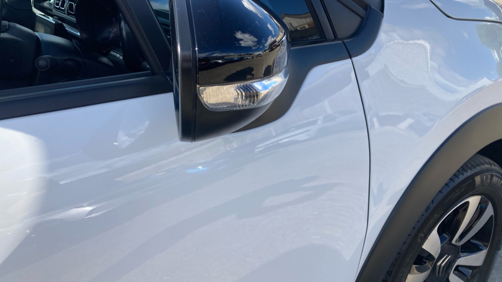 Citroen C3 1.2 PureTech 110 Plus 5dr EAT6 Petrol Hatchback - Image 43