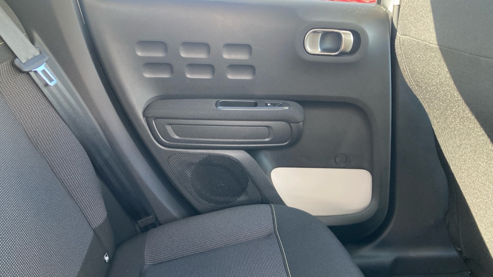 Citroen C3 1.2 PureTech 110 Plus 5dr EAT6 Petrol Hatchback - Image 45